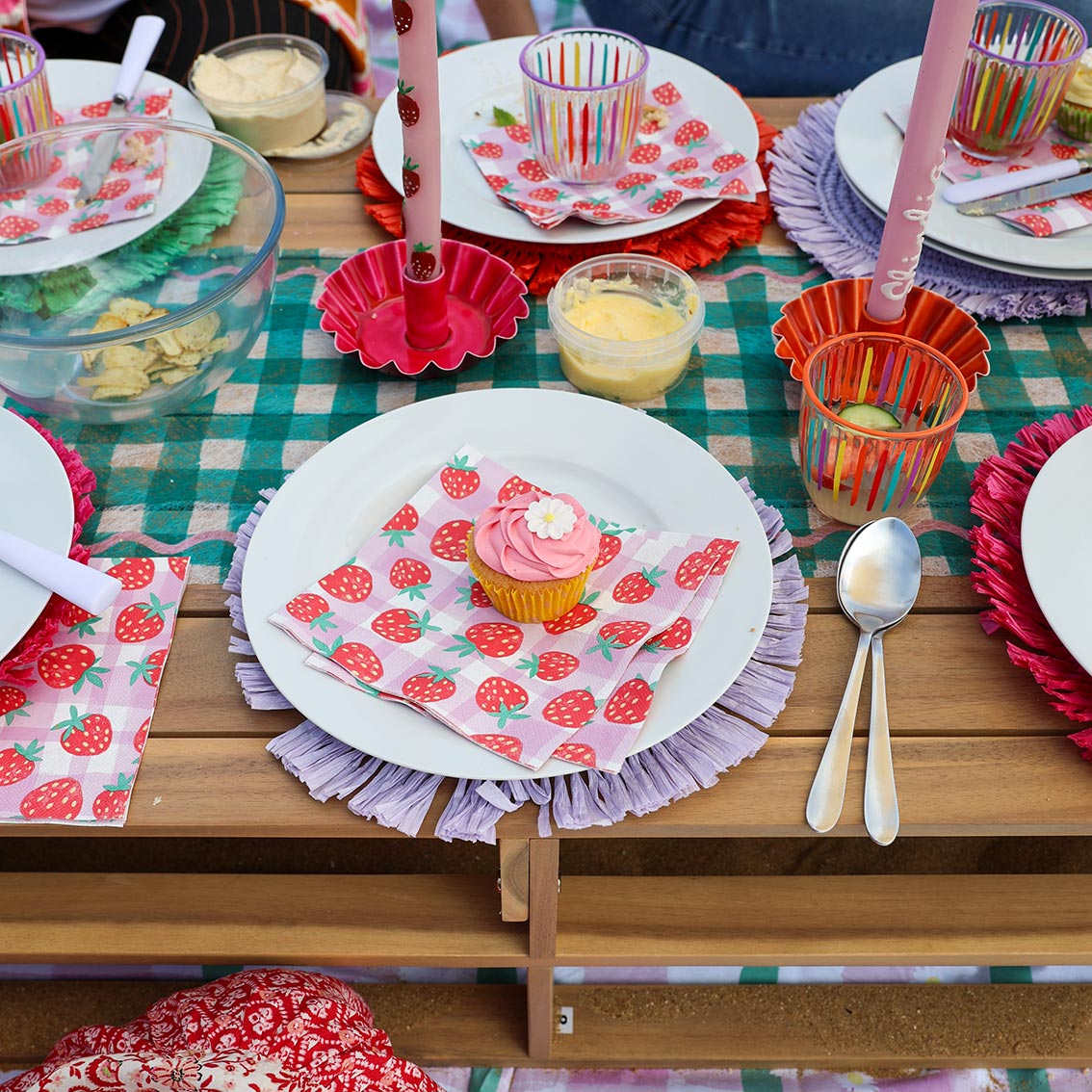 Green Gingham Table Runner - 2m  | Summer Tableware |
