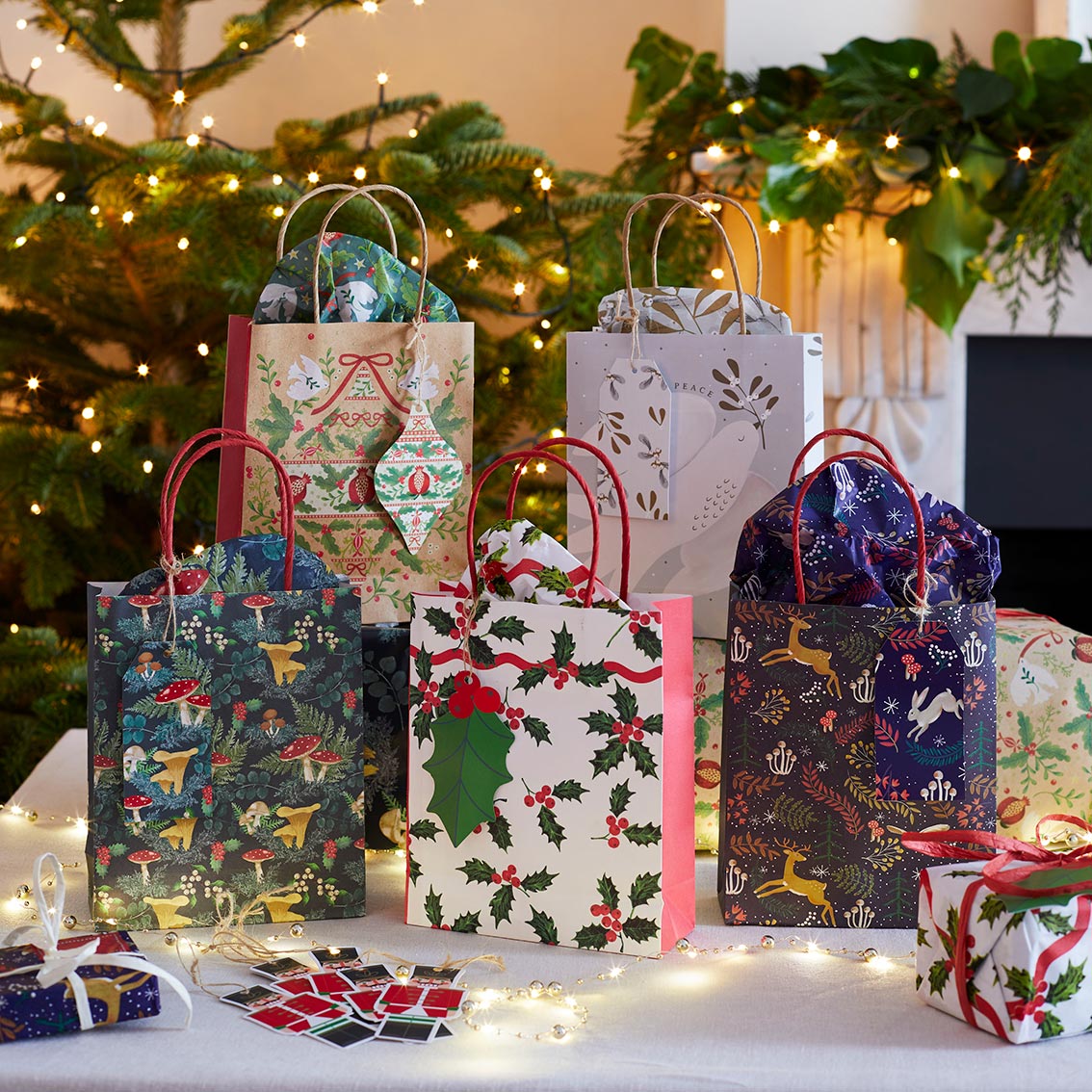 Christmas Paper Gift Bags - 8 Pack